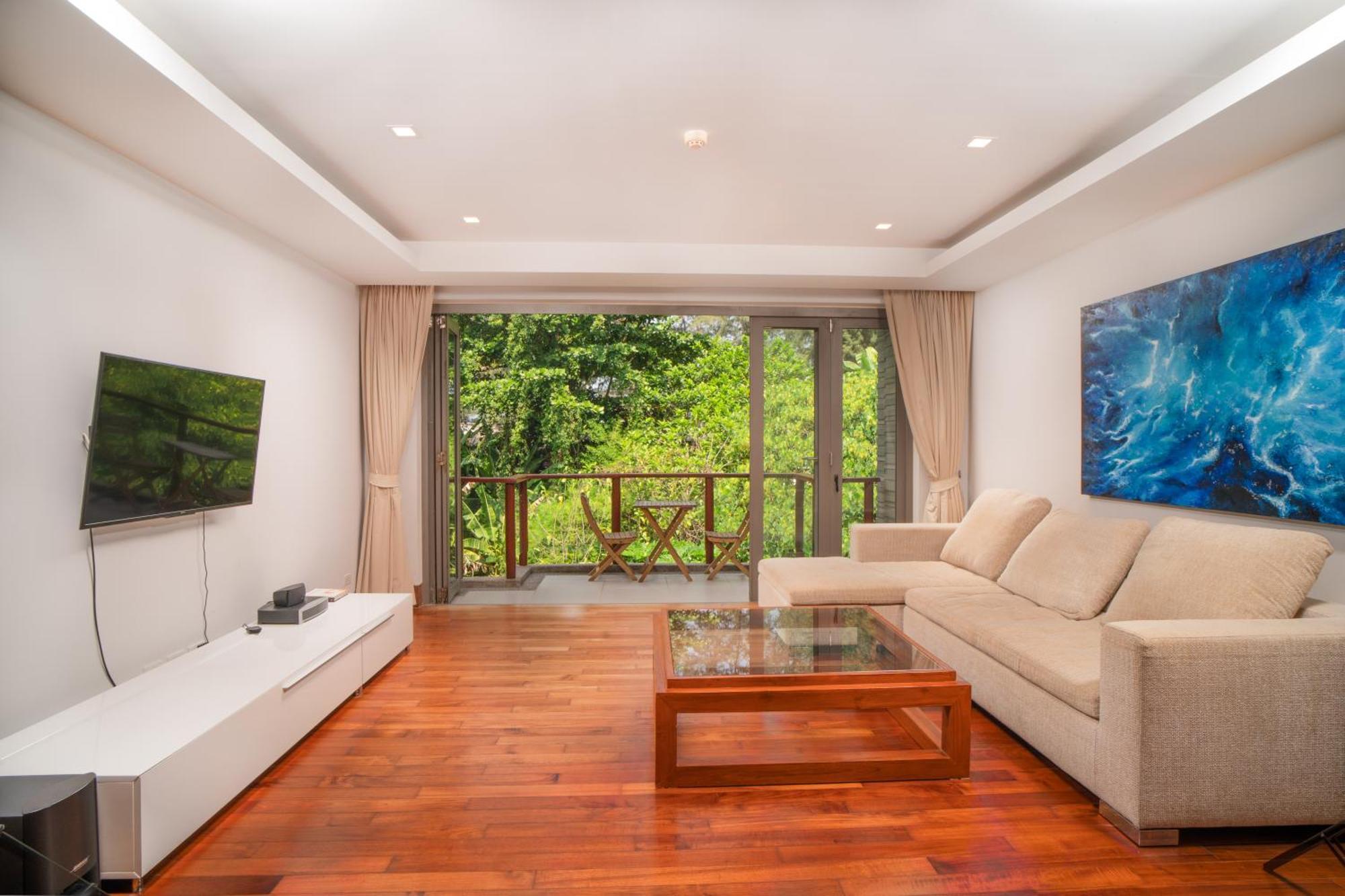 Apartment Modern Beachfront Nai Thon Beach